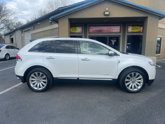 Used 2013 Lincoln MKX AWD image 1