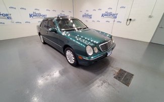 Used 2001 Mercedes-Benz E 320 4MATIC Sedan image 1