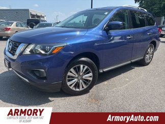 Used 2019 Nissan Pathfinder S image 1