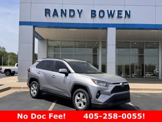 Used 2020 Toyota RAV4 XLE image 1