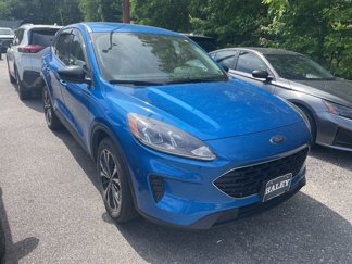 Used 2021 Ford Escape SE w/ SE Sport Appearance Package image 1