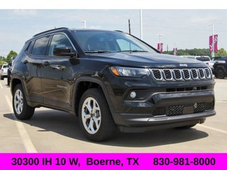 New 2025 Jeep Compass Latitude image 1
