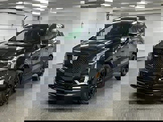 Certified 2022 Cadillac XT5 Sportv w/ LPO, ONYX Package image 1