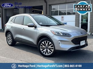 Used 2022 Ford Escape Titanium w/ Class II Trailer Tow Package image 1