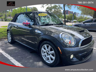 Used 2015 MINI Cooper S image 1