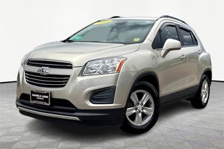Used 2016 Chevrolet Trax LT w/ LT Sun and Sound Package image 1