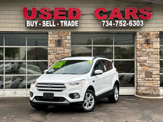 Used 2019 Ford Escape SEL image 1