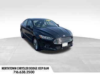 Used 2016 Ford Fusion SE w/ Equipment Group 202A image 1