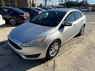 Used 2017 Ford Focus SE image 1