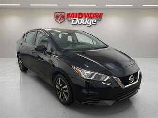 Used 2021 Nissan Versa SV image 1