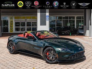 Used 2021 Aston Martin V8 Vantage Roadster image 1