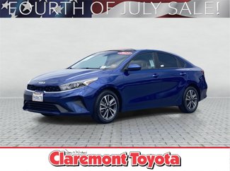 Used 2023 Kia Forte LXS image 1
