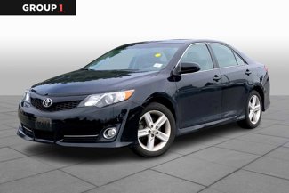 Used 2012 Toyota Camry SE image 1