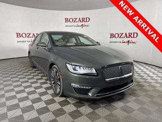 Used 2017 Lincoln MKZ Reserve image 1