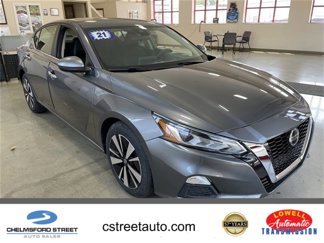 Used 2021 Nissan Altima 2.5 SV image 1