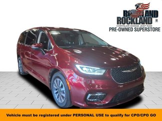 Used 2023 Chrysler Pacifica Touring-L image 1