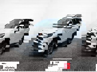 Used 2022 Toyota RAV4 XLE w/ Convenience Package image 1