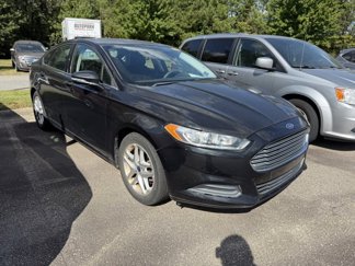 Used 2013 Ford Fusion SE image 1
