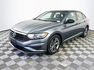 Used 2021 Volkswagen Jetta R-Line image 1