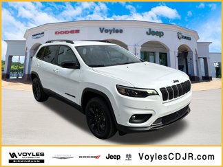 Used 2023 Jeep Cherokee Altitude Lux video 1