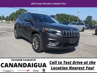 Used 2019 Jeep Cherokee Latitude Plus w/ Comfort/Convenience Group image 1