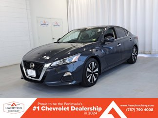 Used 2022 Nissan Altima 2.5 SV w/ SV Premium Package image 1