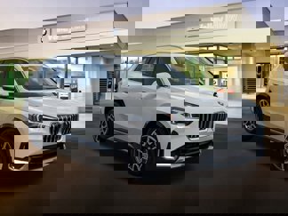 New 2025 BMW X1 xDrive28i w/ Convenience Package image 1