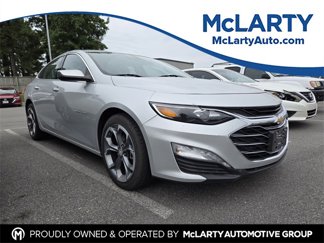 Used 2022 Chevrolet Malibu LT image 1