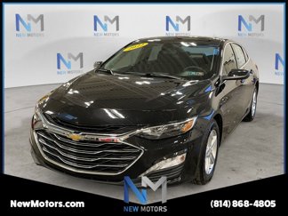 Used 2022 Chevrolet Malibu LT image 1