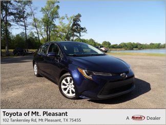 Used 2023 Toyota Corolla LE image 1