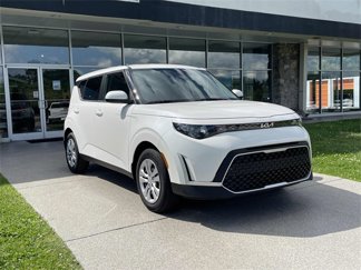 New 2025 Kia Soul LX image 1