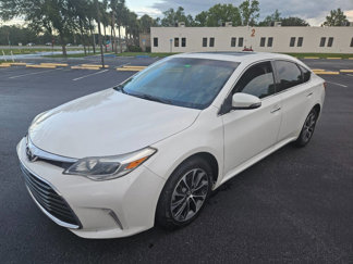 Used 2016 Toyota Avalon XLE Premium image 1