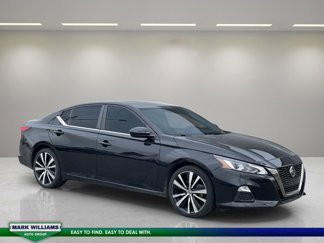 Used 2021 Nissan Altima 2.5 SR image 1