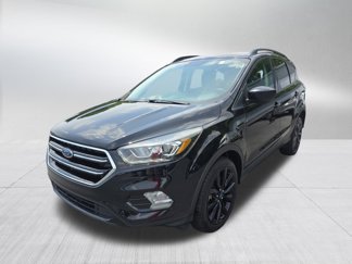 Used 2019 Ford Escape SE image 1