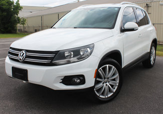 Used 2015 Volkswagen Tiguan SEL image 1