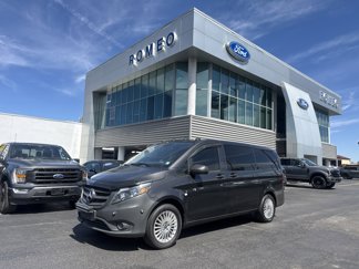 Used 2021 Mercedes-Benz Metris Passenger image 1