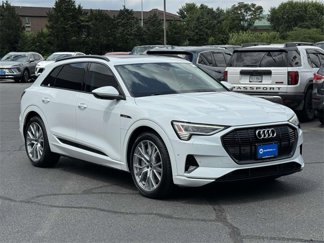Used 2021 Audi e-tron Prestige w/ Prestige Package image 1