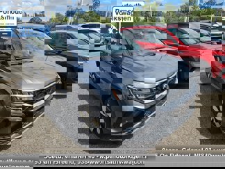 Used 2024 Volkswagen Taos S image 1