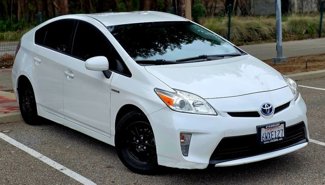 Used 2012 Toyota Prius Three image 1