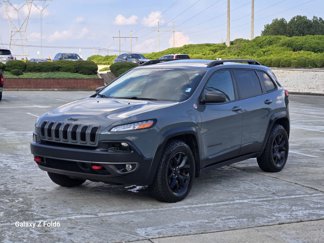 Used 2015 Jeep Cherokee Trailhawk w/ Comfort/Convenience Group image 1