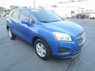 Used 2016 Chevrolet Trax LT w/ LT Sun and Sound Package image 1