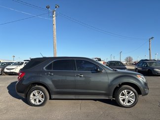 Used 2017 Chevrolet Equinox LS image 1