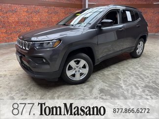 Used 2022 Jeep Compass Latitude image 1