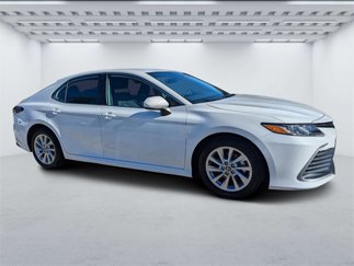 Used 2023 Toyota Camry LE image 1