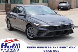 New 2025 Hyundai Elantra Hybrid image 1