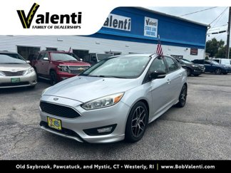 Used 2015 Ford Focus SE w/ SE Sport Package image 1