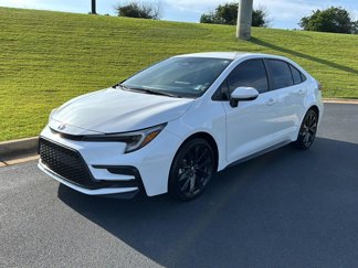 Used 2024 Toyota Corolla SE image 1
