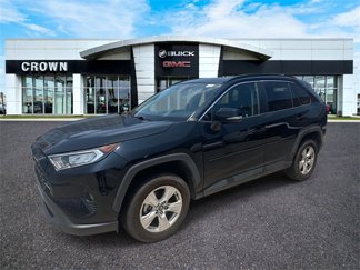 Used 2020 Toyota RAV4 XLE image 1