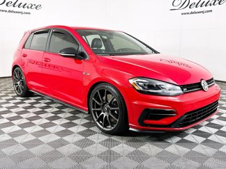 Used 2018 Volkswagen Golf R 4-Door image 1