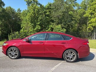 Used 2017 Ford Fusion SE w/ Equipment Group 201A image 1